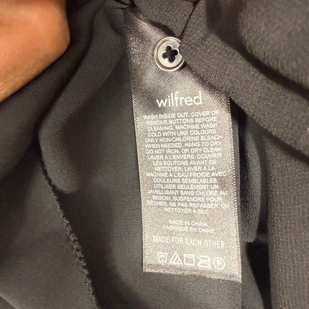 Wilfred Aritzia Black Pleated Mini Dress Long Sleeve Keyhole Back 2XS 81688 - Picture 9 of 12